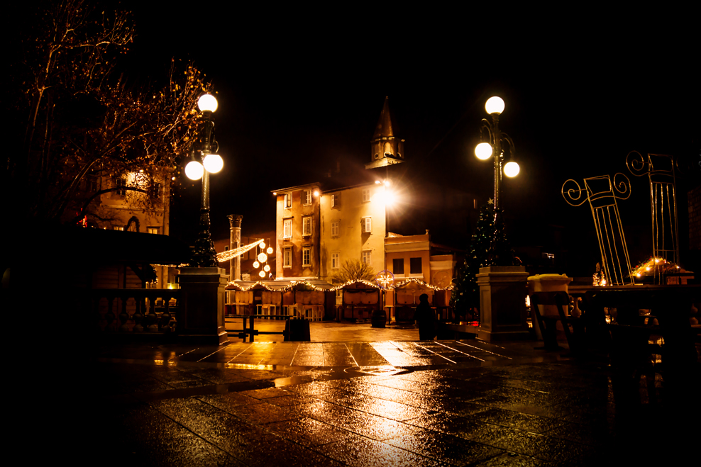 Conte de Noël sur la Place de Petar Zoranić